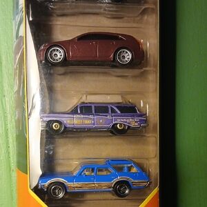 MATCHBOX WAGONS, SET OF 5